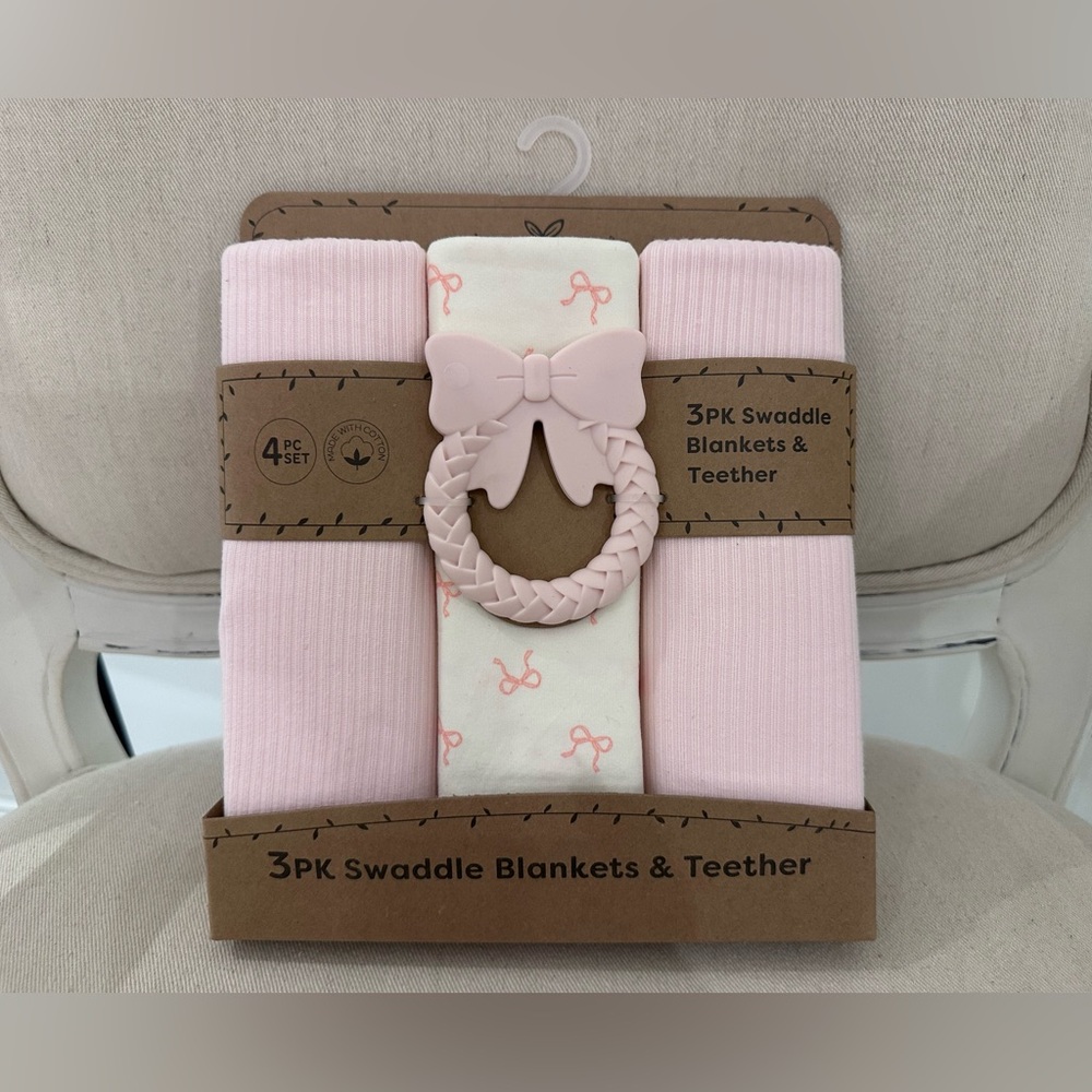 🎀 NWT Pink Bow Ribbon Soft Swaddle Baby Blankets & Teether 4 Piece Set